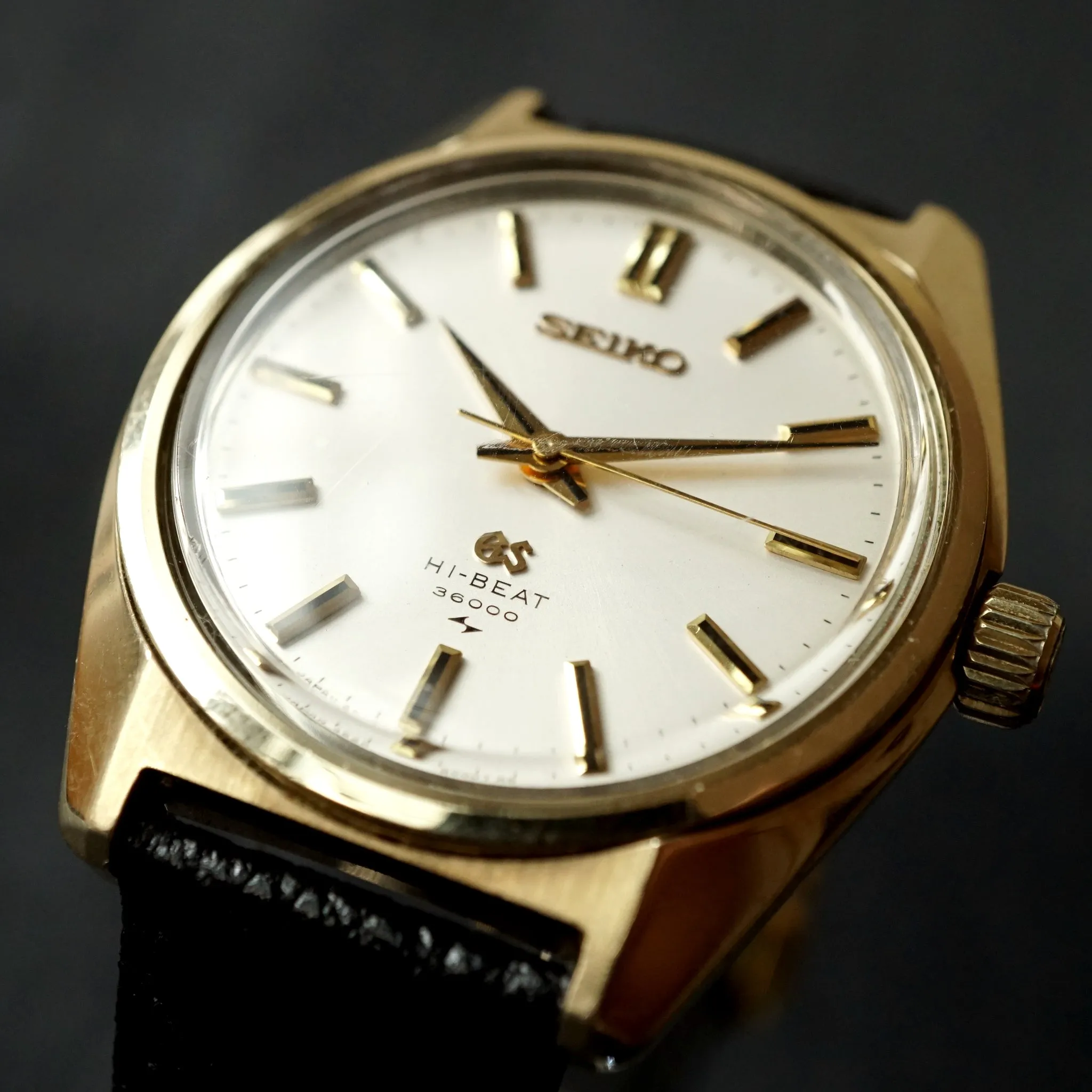 1971 GRAND SEIKO REF.4520-8000 HAND WOUND WATCH CAP GOLD