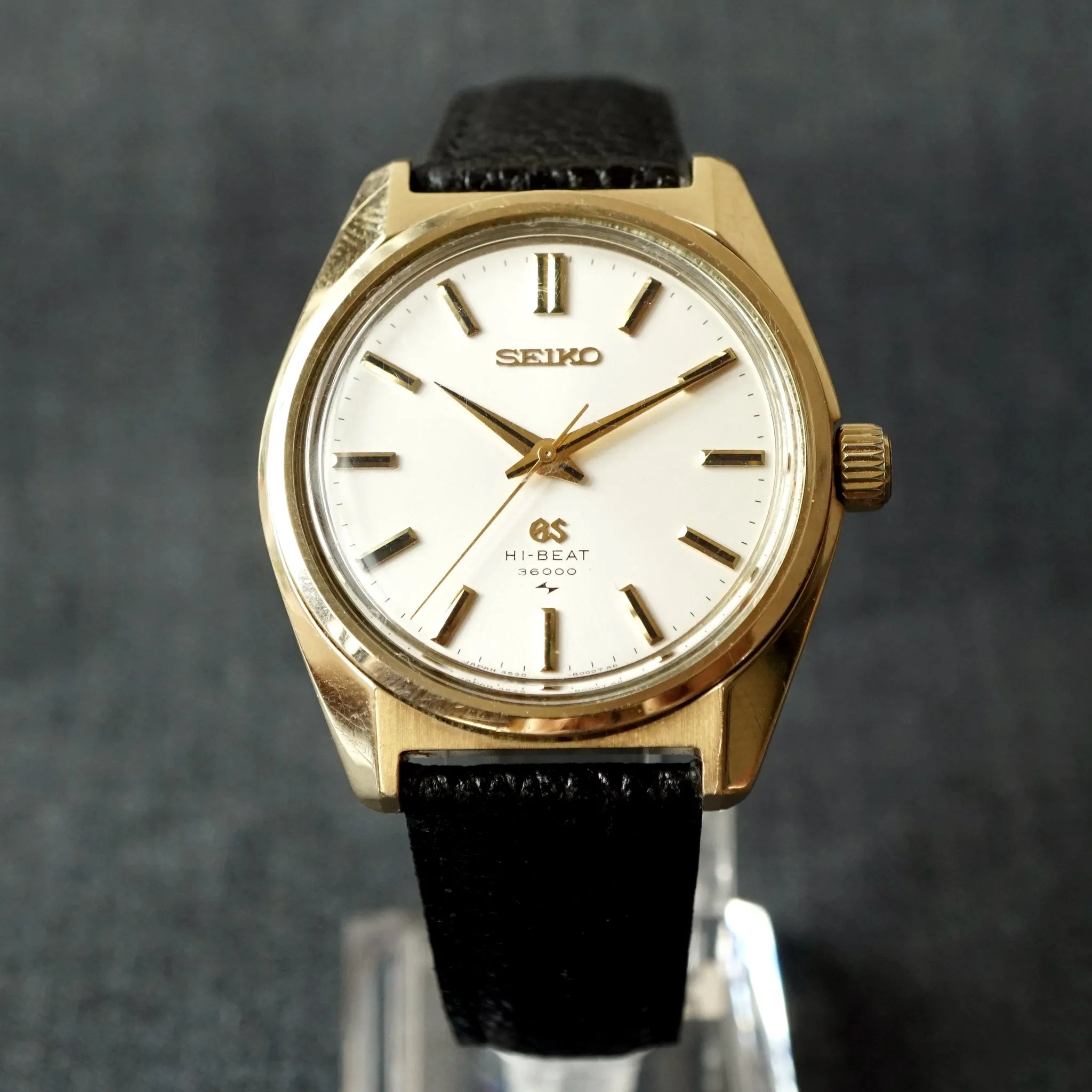 1971 GRAND SEIKO REF.4520-8000 HAND WOUND WATCH CAP GOLD