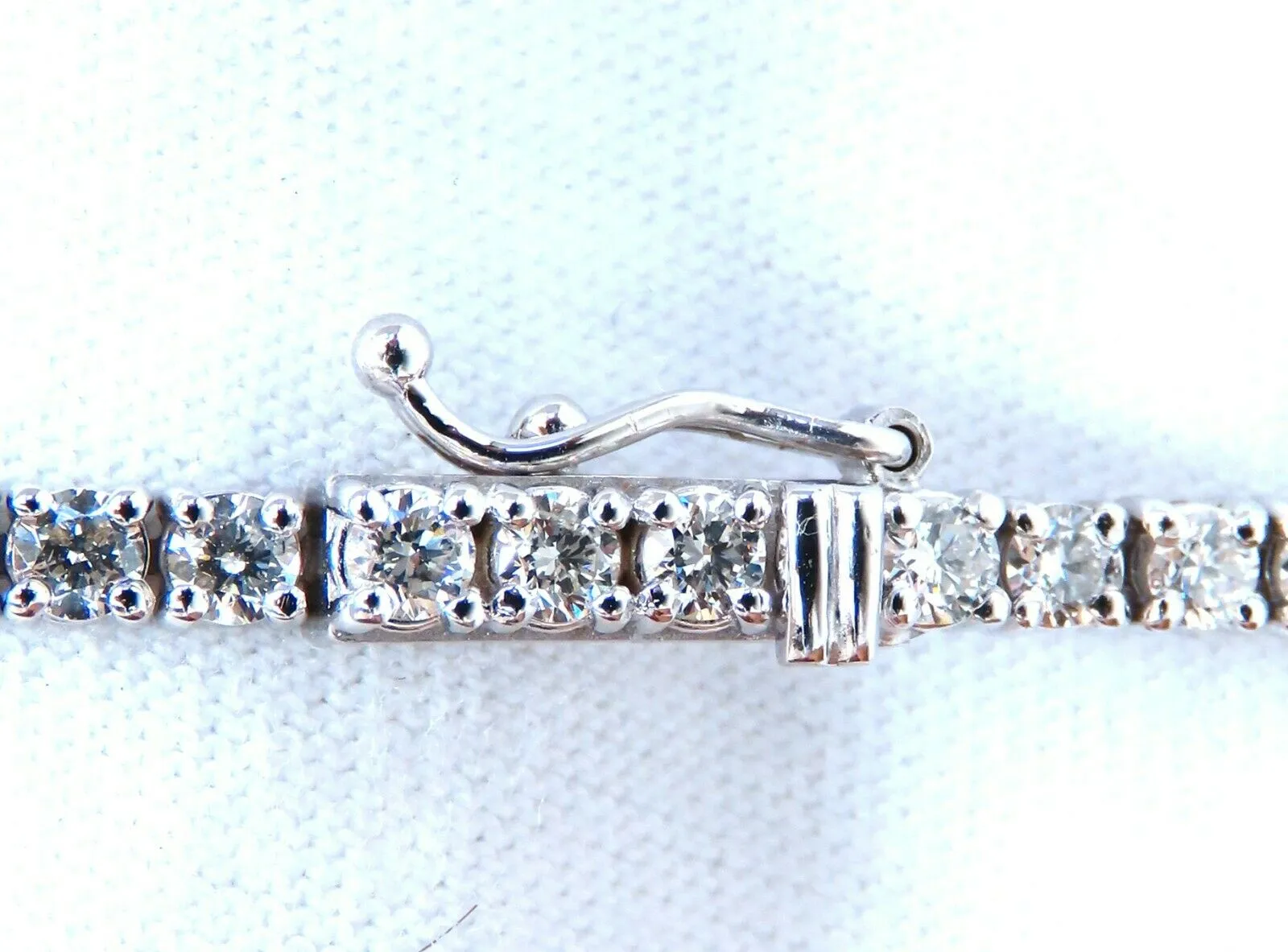 6.43ct Natural Diamonds Tennis Bracelet 14kt Gold Classic Graduated Caliber