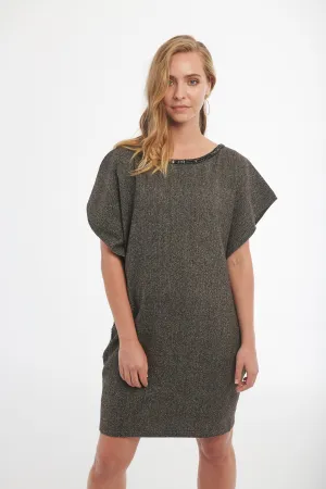 ARMERIA Shift Dress