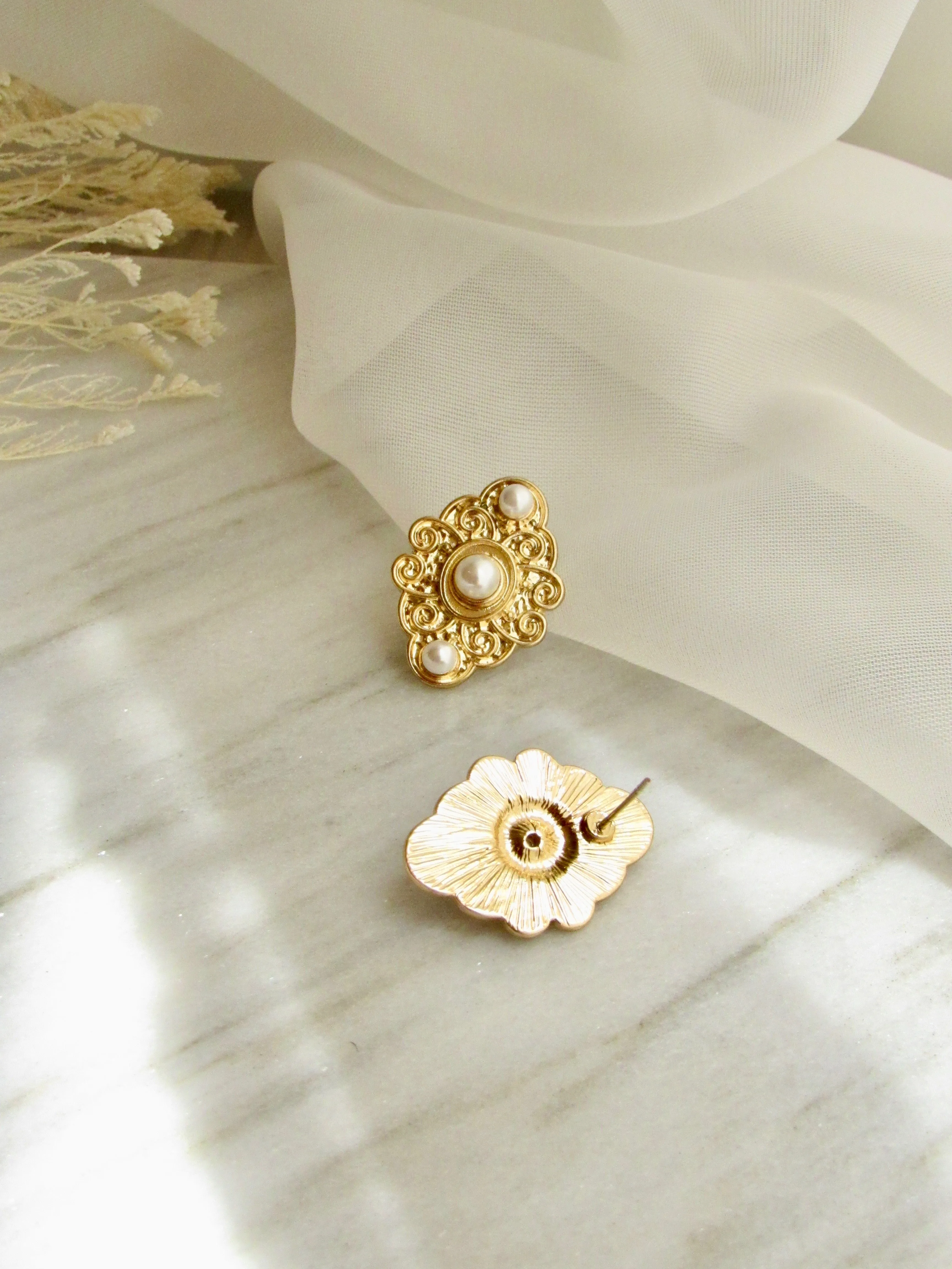 Art nouveau Vintage Gold Statement Earrings