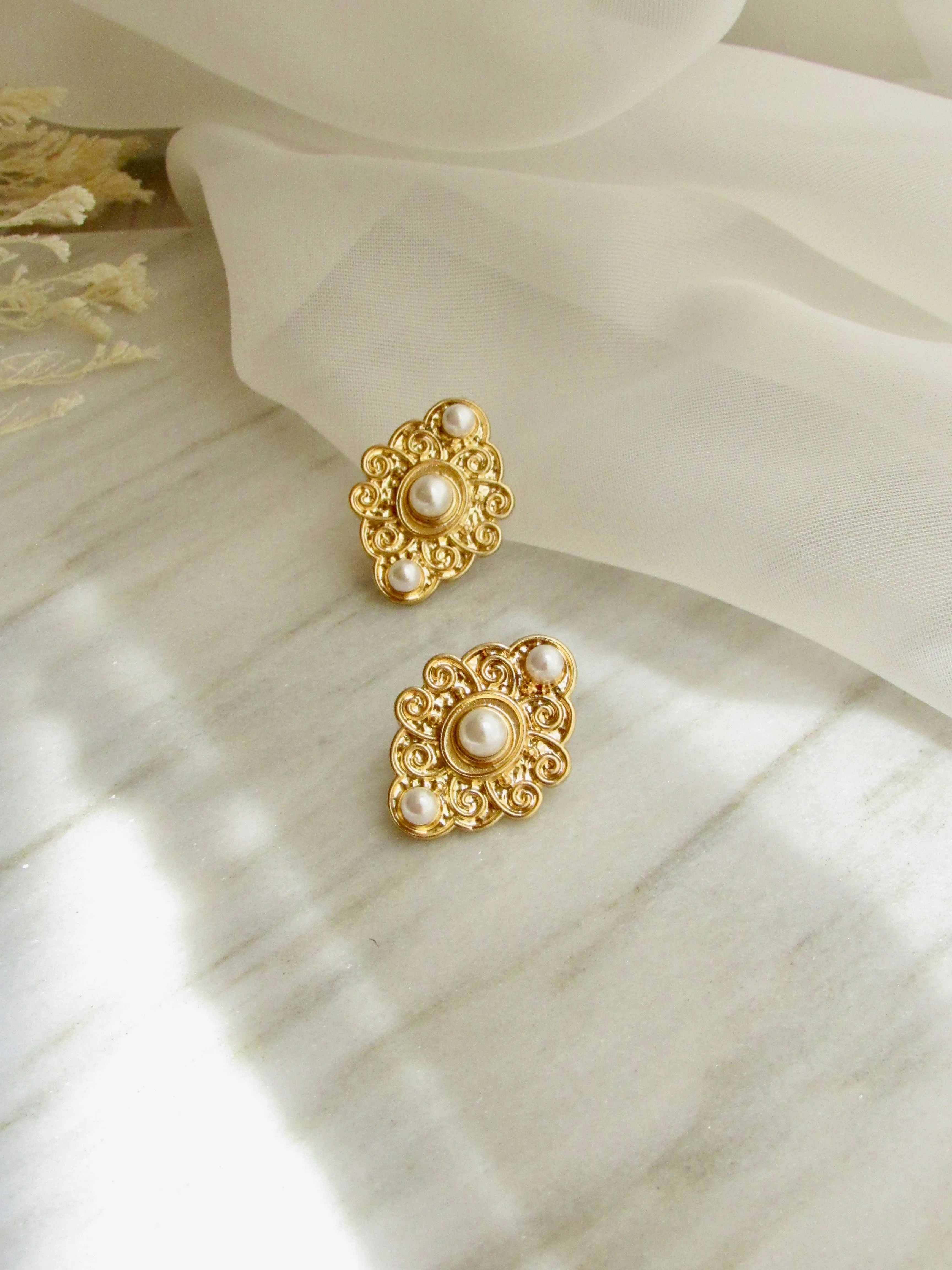 Art nouveau Vintage Gold Statement Earrings