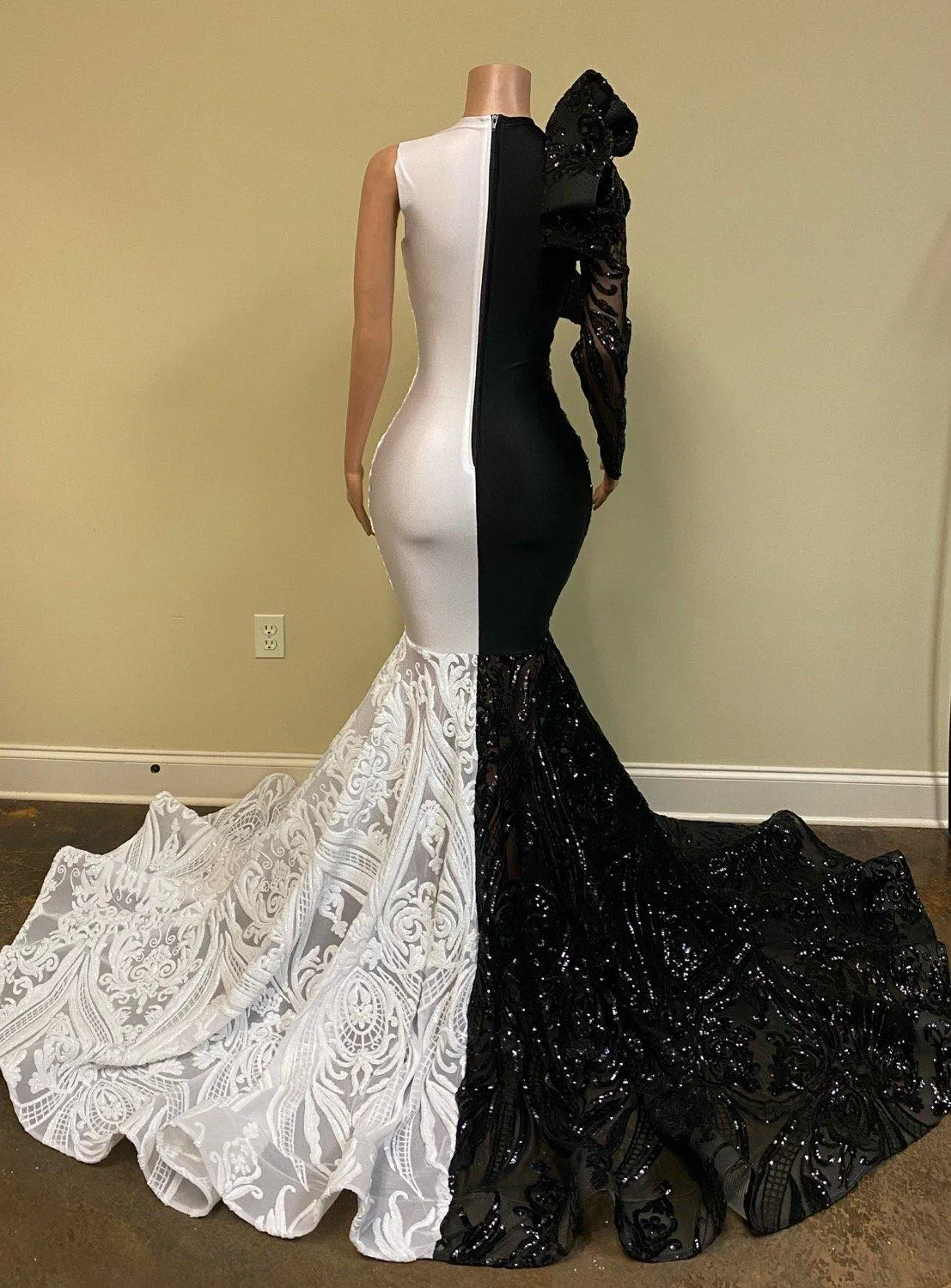 Black and White Prom Dresses