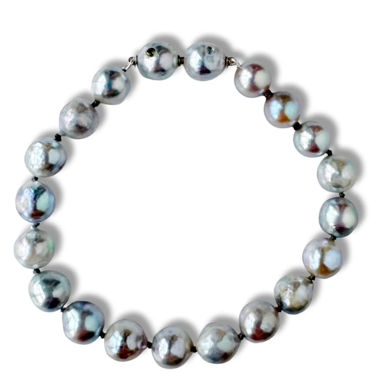 Blue Akoya Pearl Bracelet with Aquamarine Gemstone Clasp