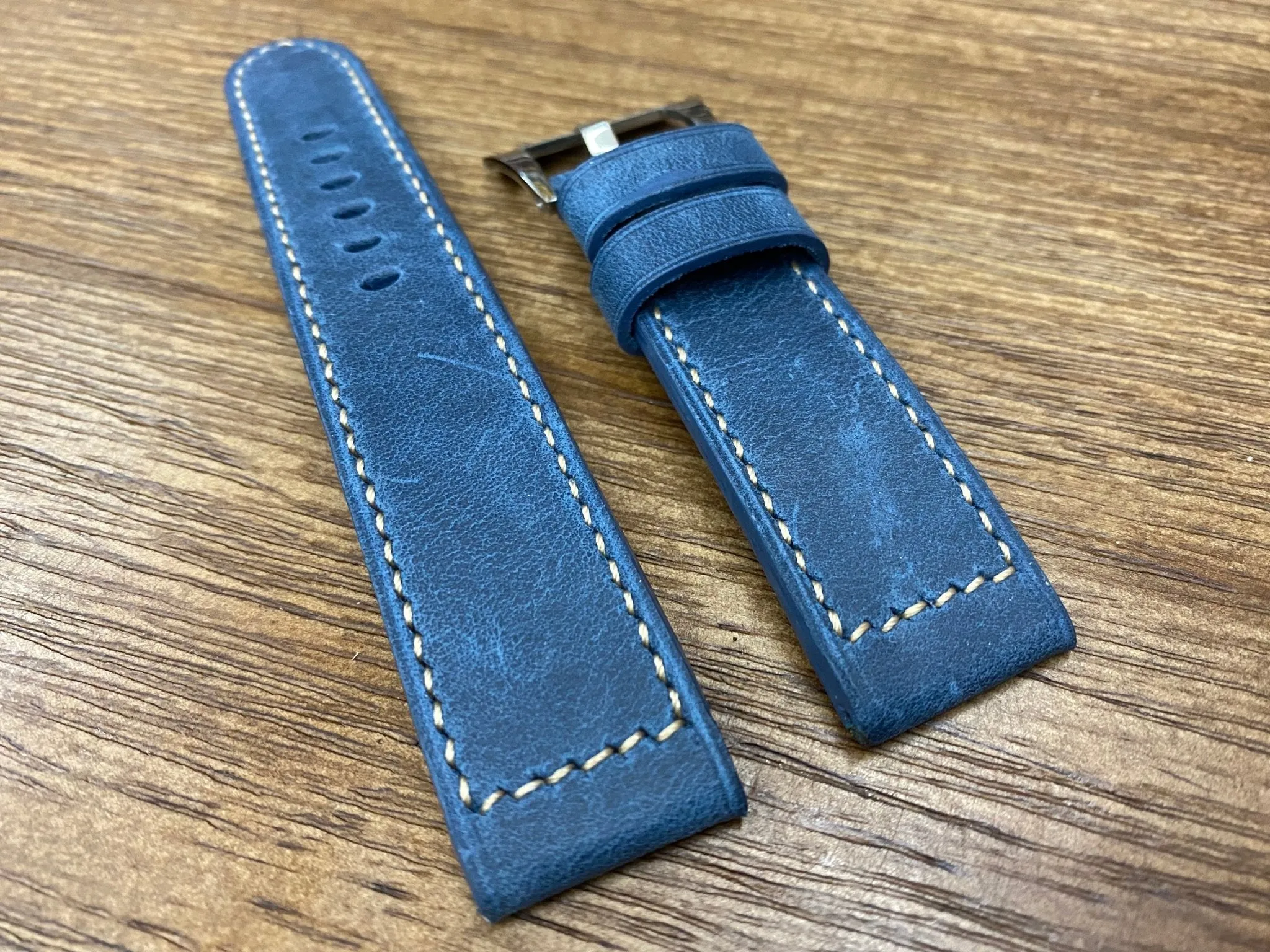 Blue Genuine Leather Watch Strap in 24mm, 26mm, Mens Wrist Watch Band Replacement, Leather Watch Band in Vintage Style, Personalise Gift Ideas for husband