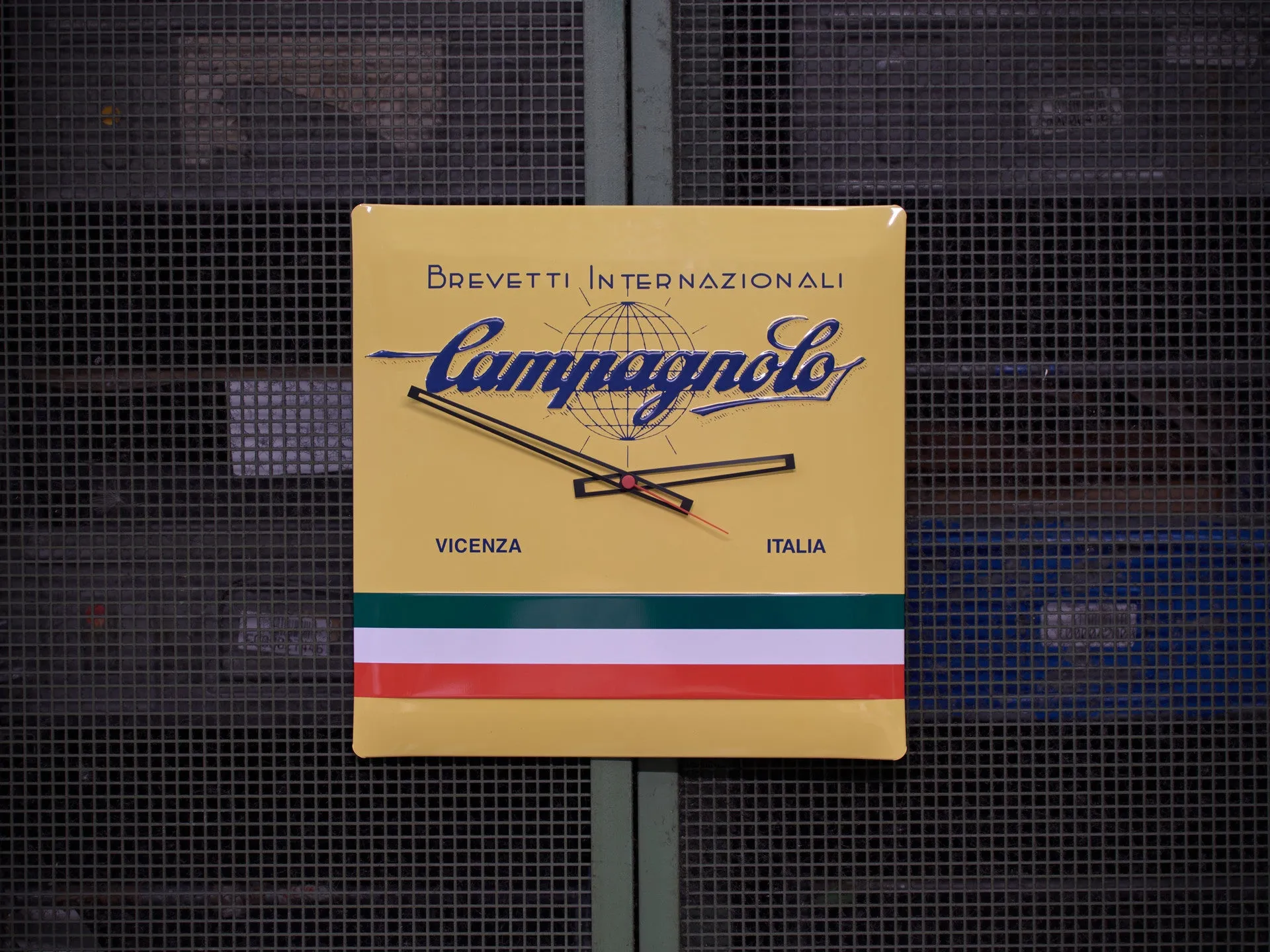 Campagnolo Wall Clock Brevetti Internazionali