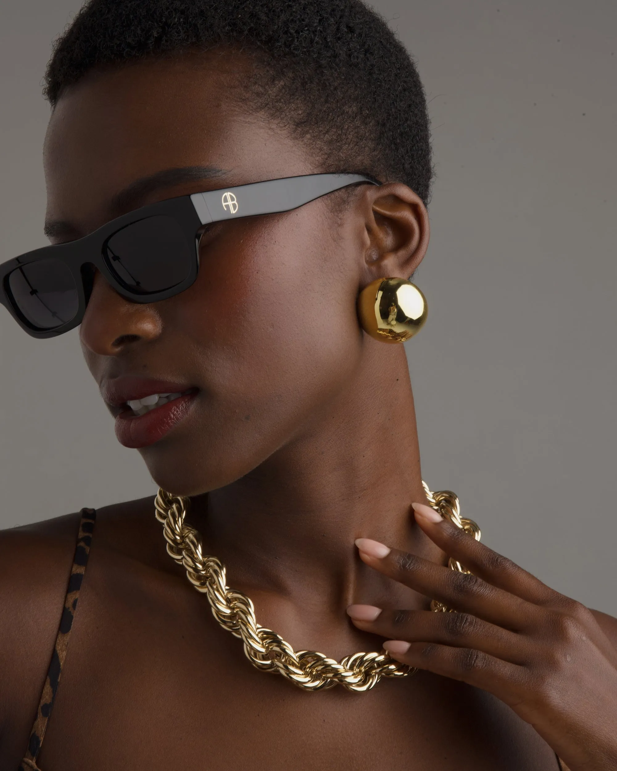 Celine Earrings (Gold)