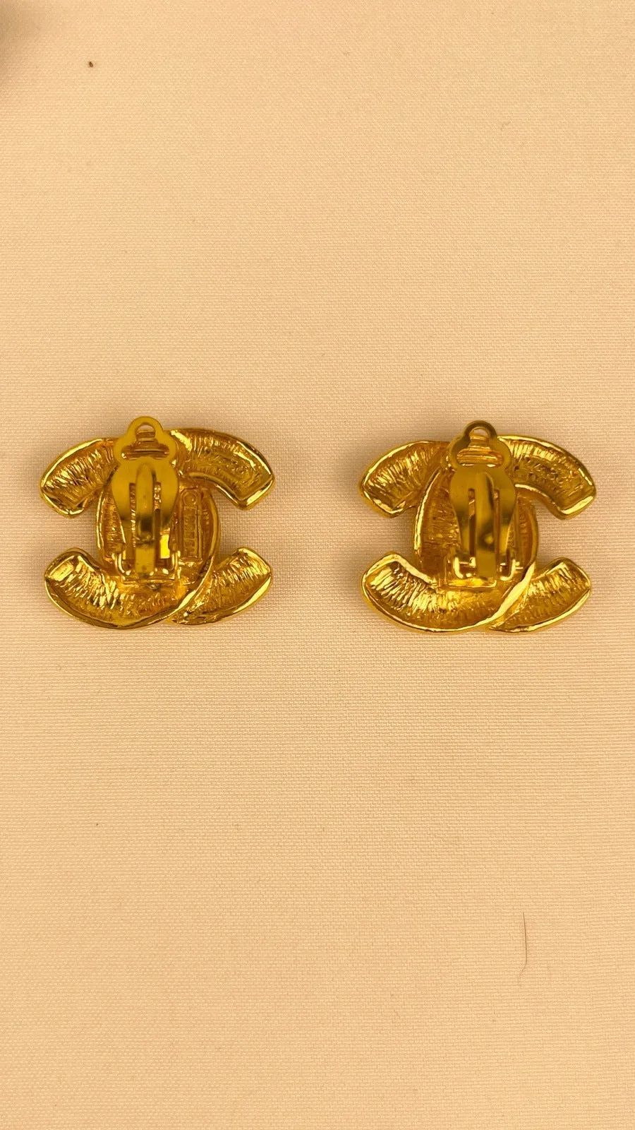 CHANEL CC Earrings Small Gold Tone 96A