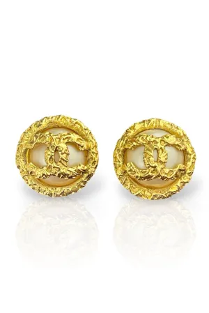 CHANEL CC Lava Golden Earrings with Pearl 95P