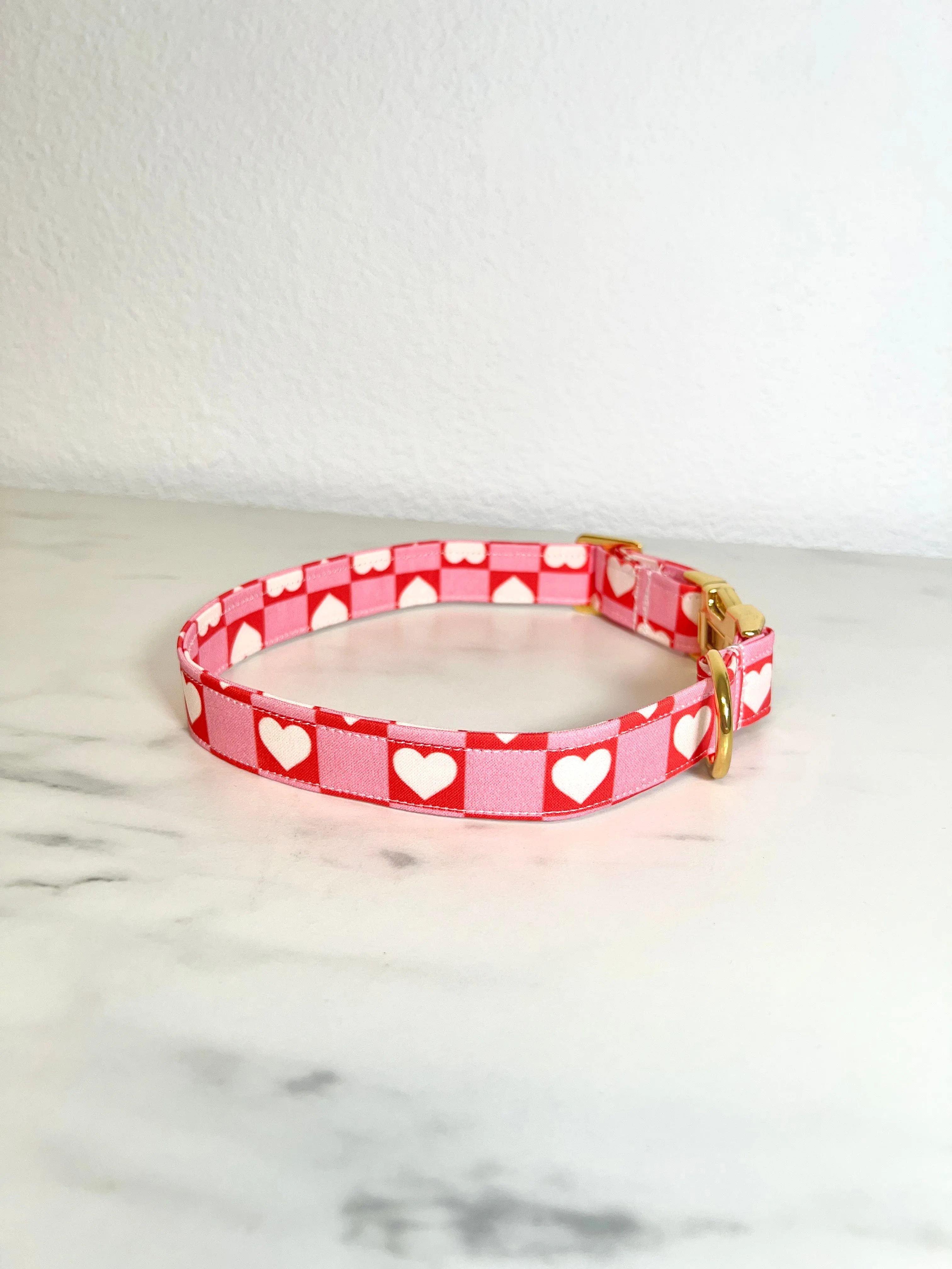Checkerboard Hearts Fi Compatible Collar