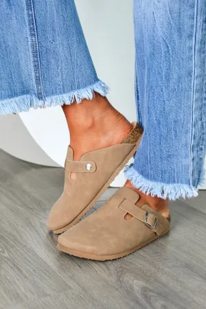 Cool & Collected Buckle Clog • Mocha