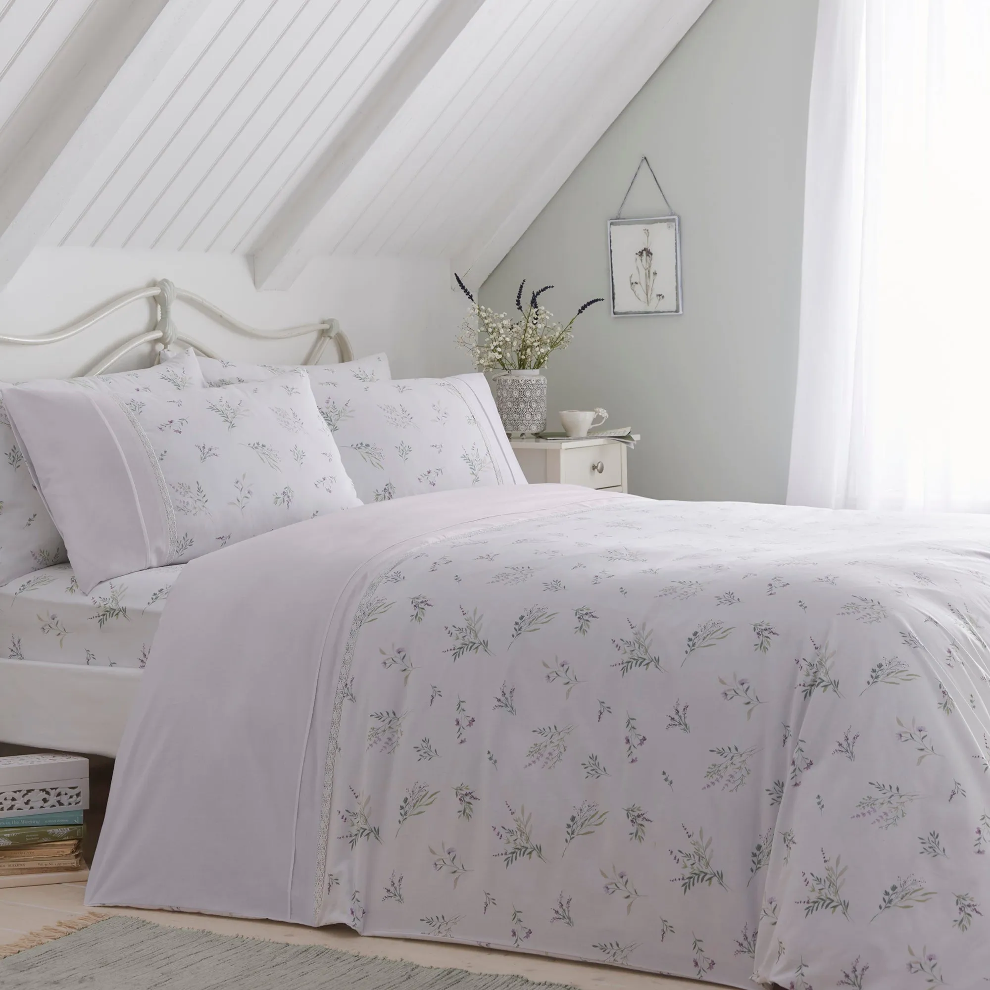 Dreams & Drapes Chloe Duvet Cover Set - Lilac