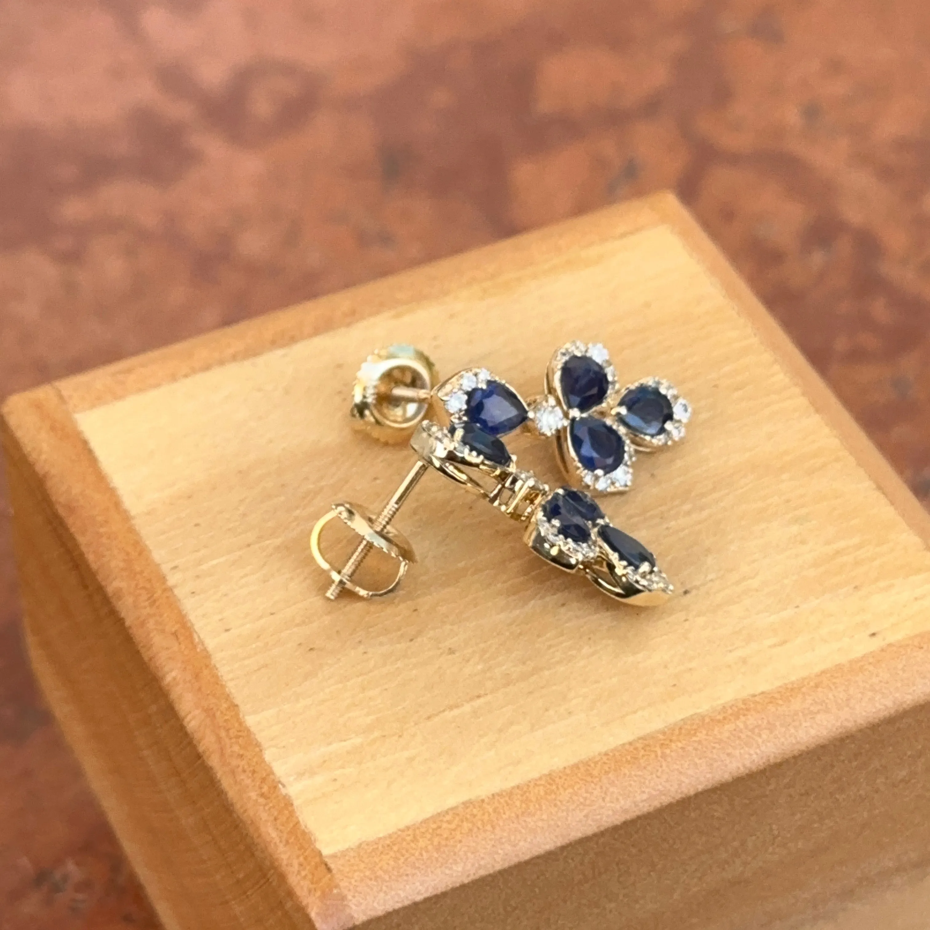 Estate 14KT Yellow Gold Pear Blue Sapphire   Diamond Earrings