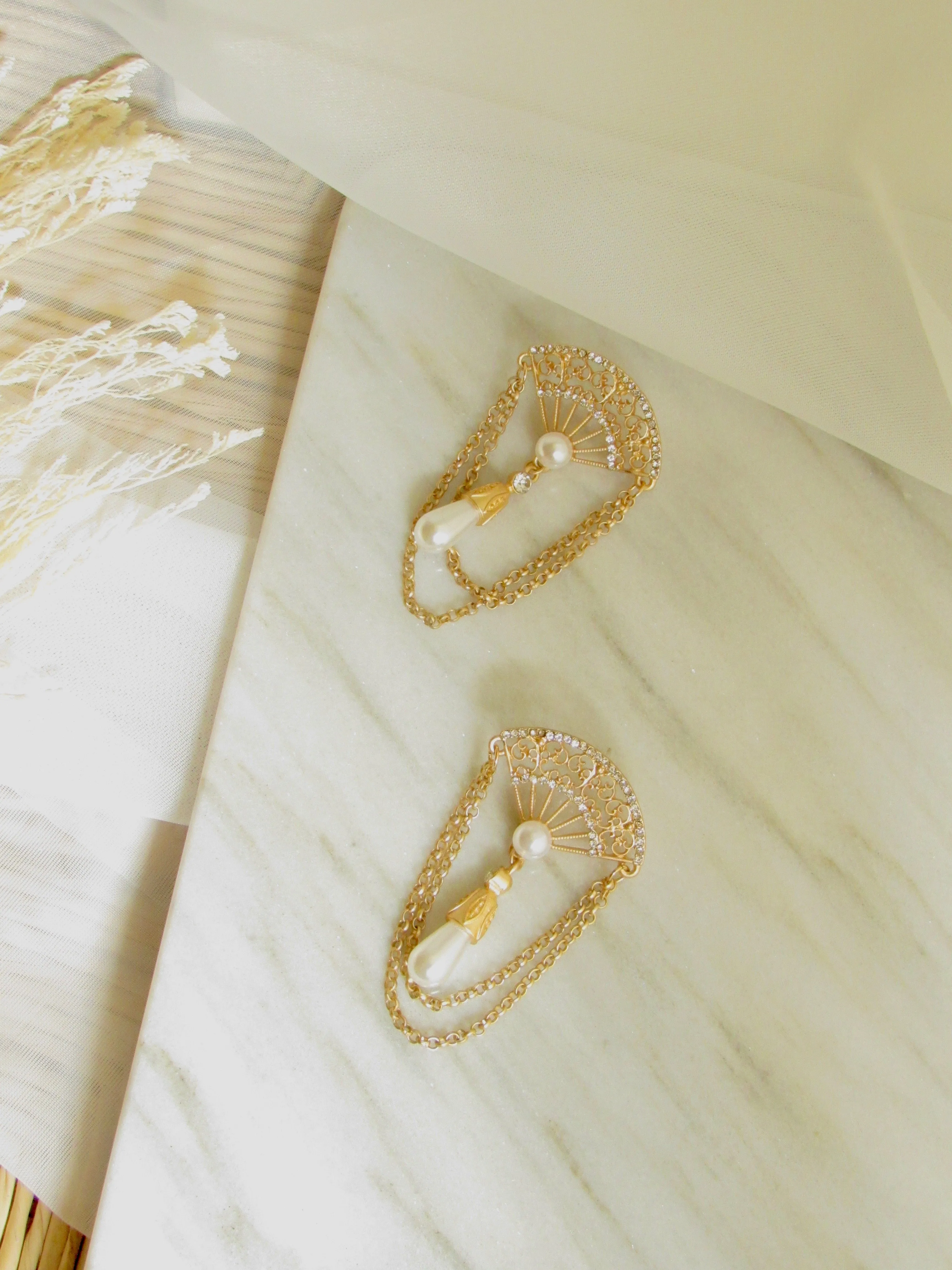 Fan Chain Pearl Gold Drop Earrings