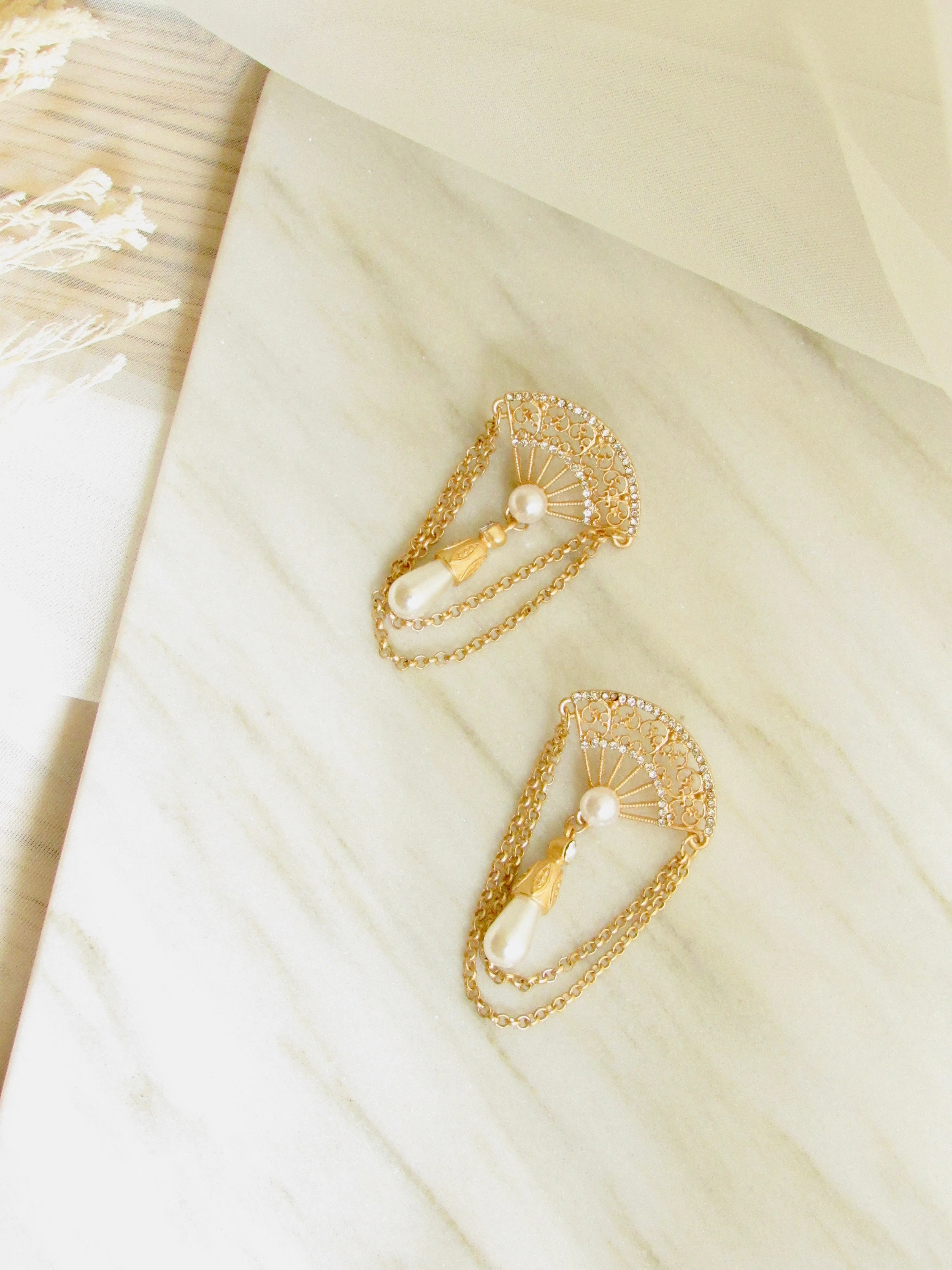 Fan Chain Pearl Gold Drop Earrings