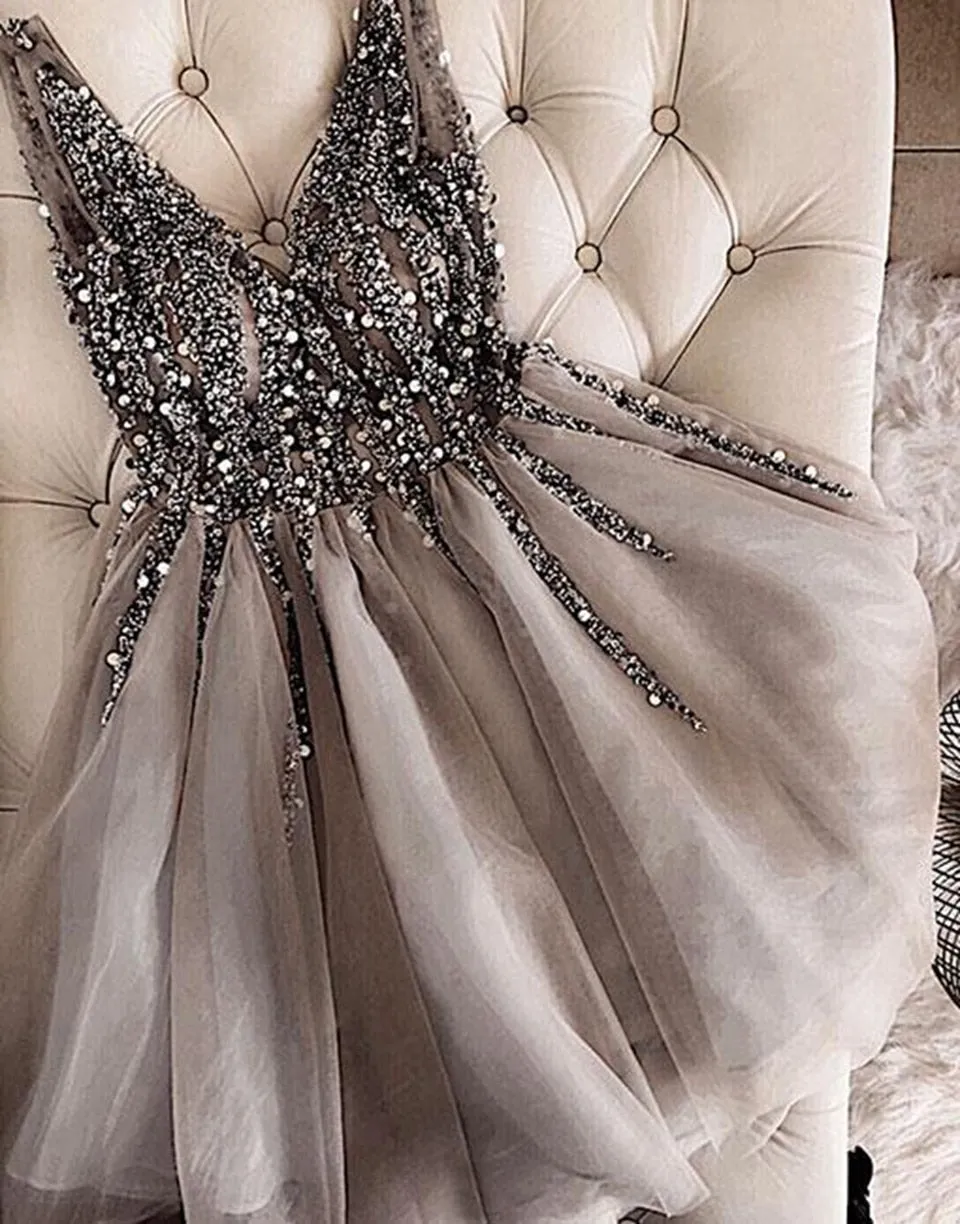 Gray Cocktail Dresses V-Neck Sparkles Sequins Beading Tulle Short Prom Dress