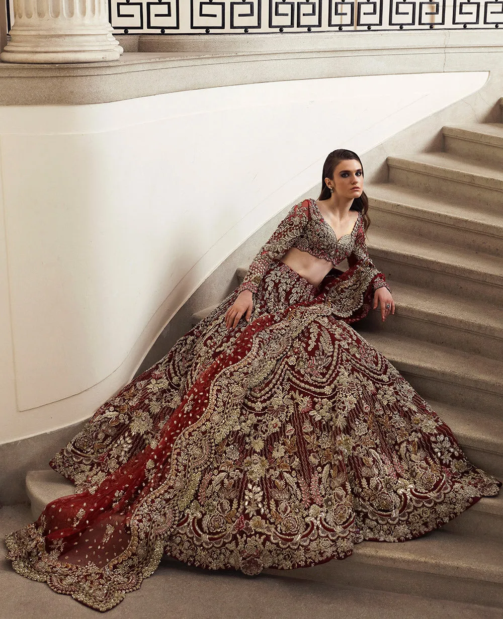 Indian Bridal Dress in Wedding Red Choli Lehenga Style