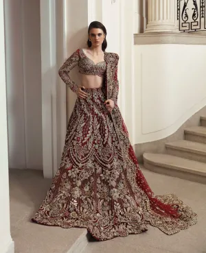 Indian Bridal Dress in Wedding Red Choli Lehenga Style