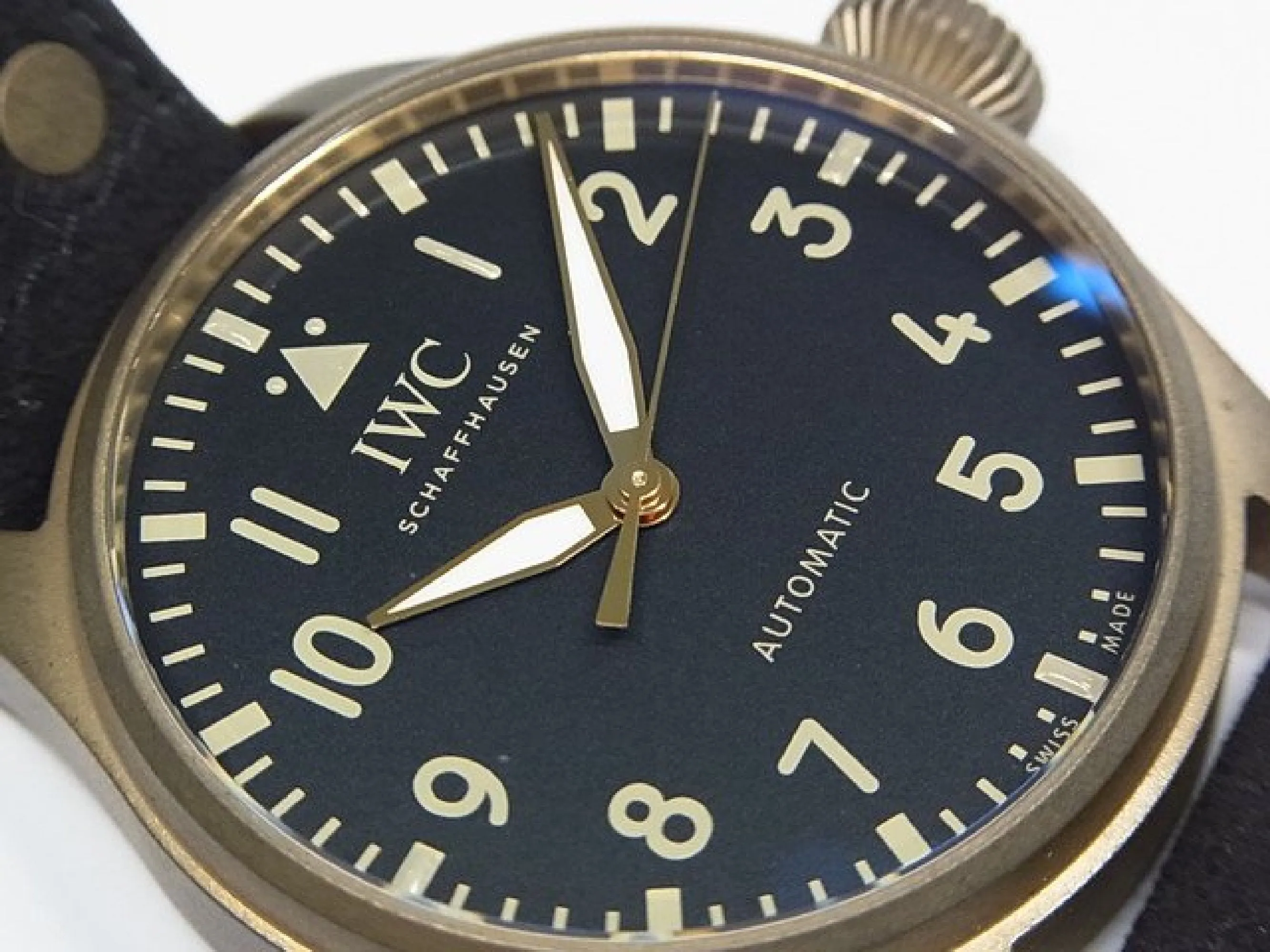 IWC large Pilot's watch 43 "MR Porter Edition 1" IW329703 world500 Lot Limited Mens 182300222