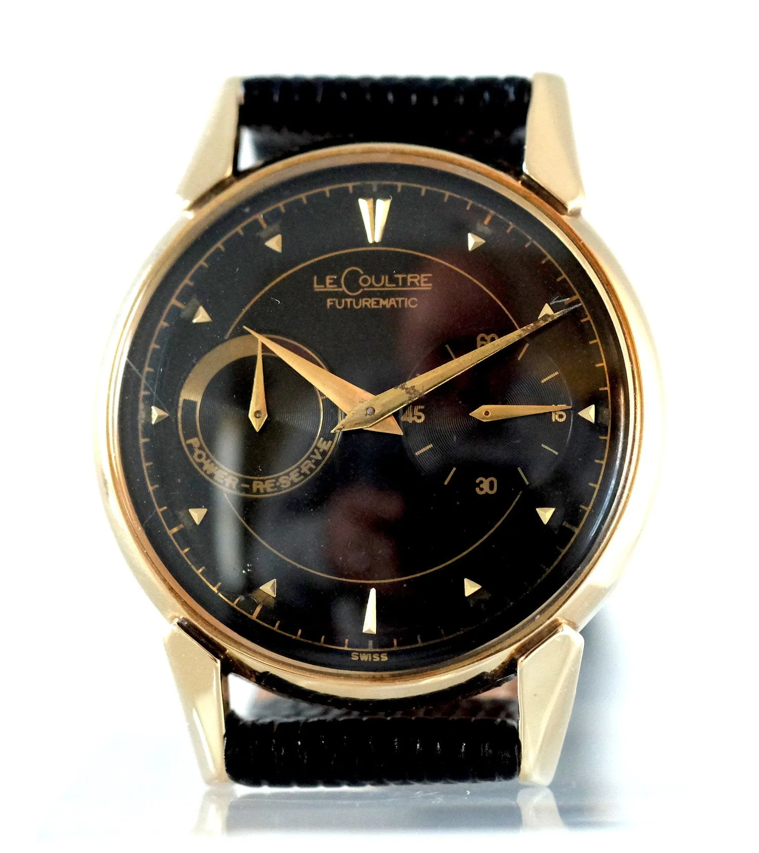 Jaeger-LeCoultre Futurematic in Yellow Gold with Black Dial