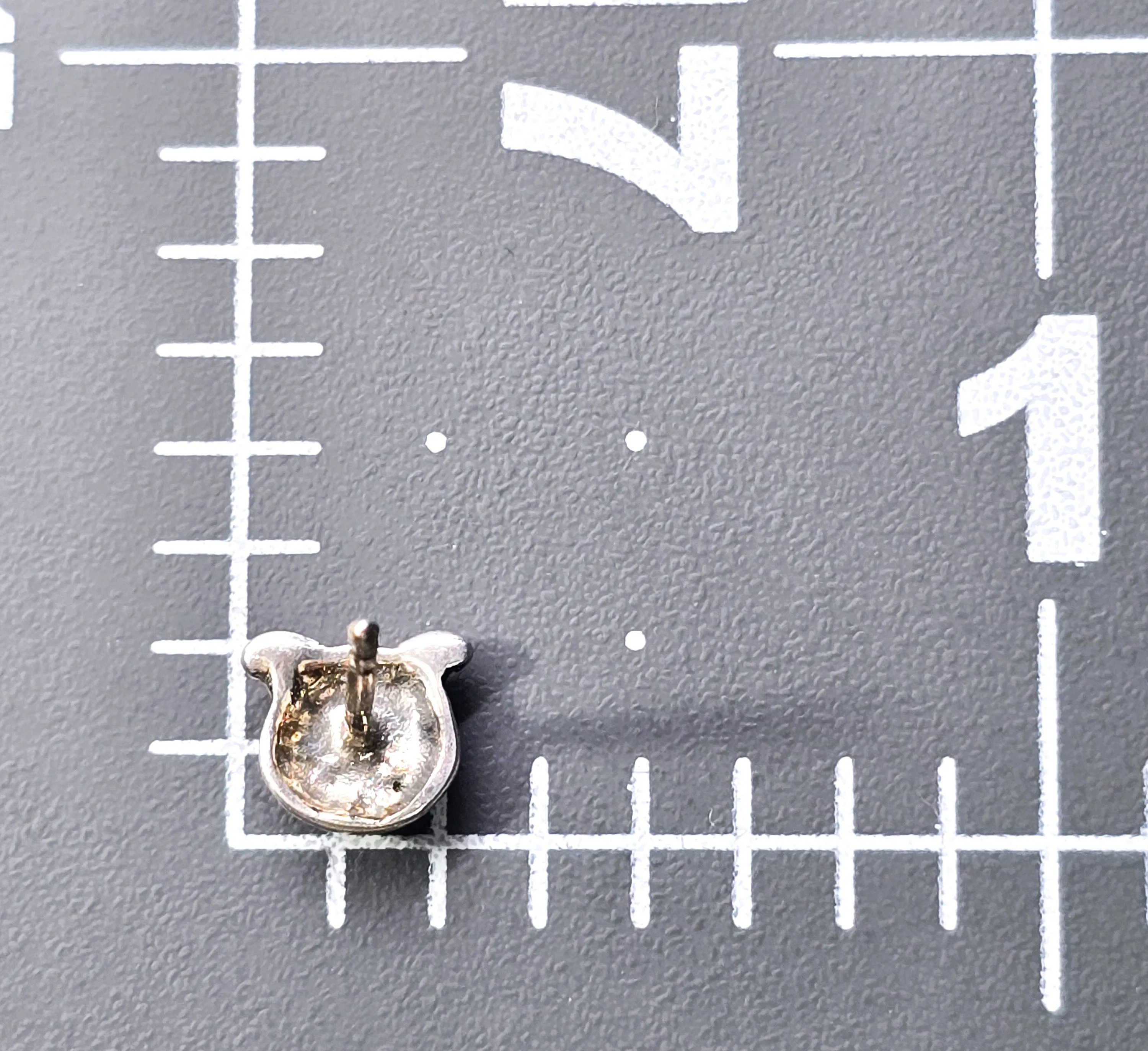 Little Piggy cute cartoon sterling silver pig head stud earrings farm barnyard