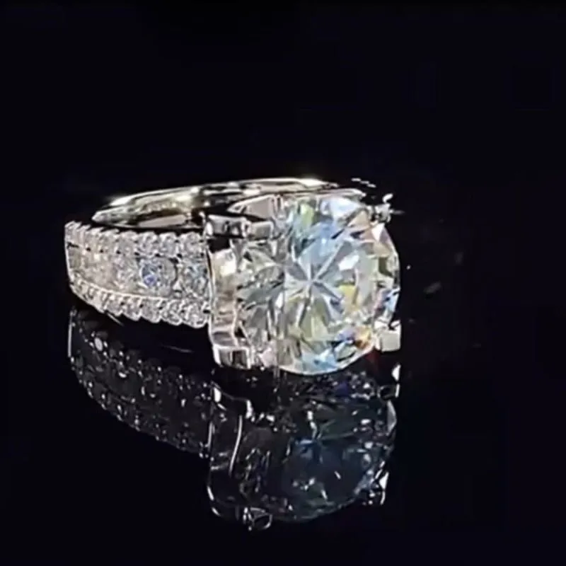 Luxury Inlaid Moissanite Ring For Women Engagement Jewelry