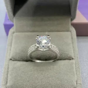 Luxury Inlaid Moissanite Ring For Women Engagement Jewelry