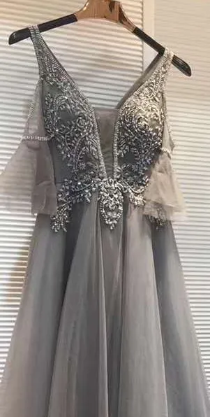 New Beautiful Evening Dress Green V-neck Sweep Train Appliques Sequins Long Prom Formal Gown