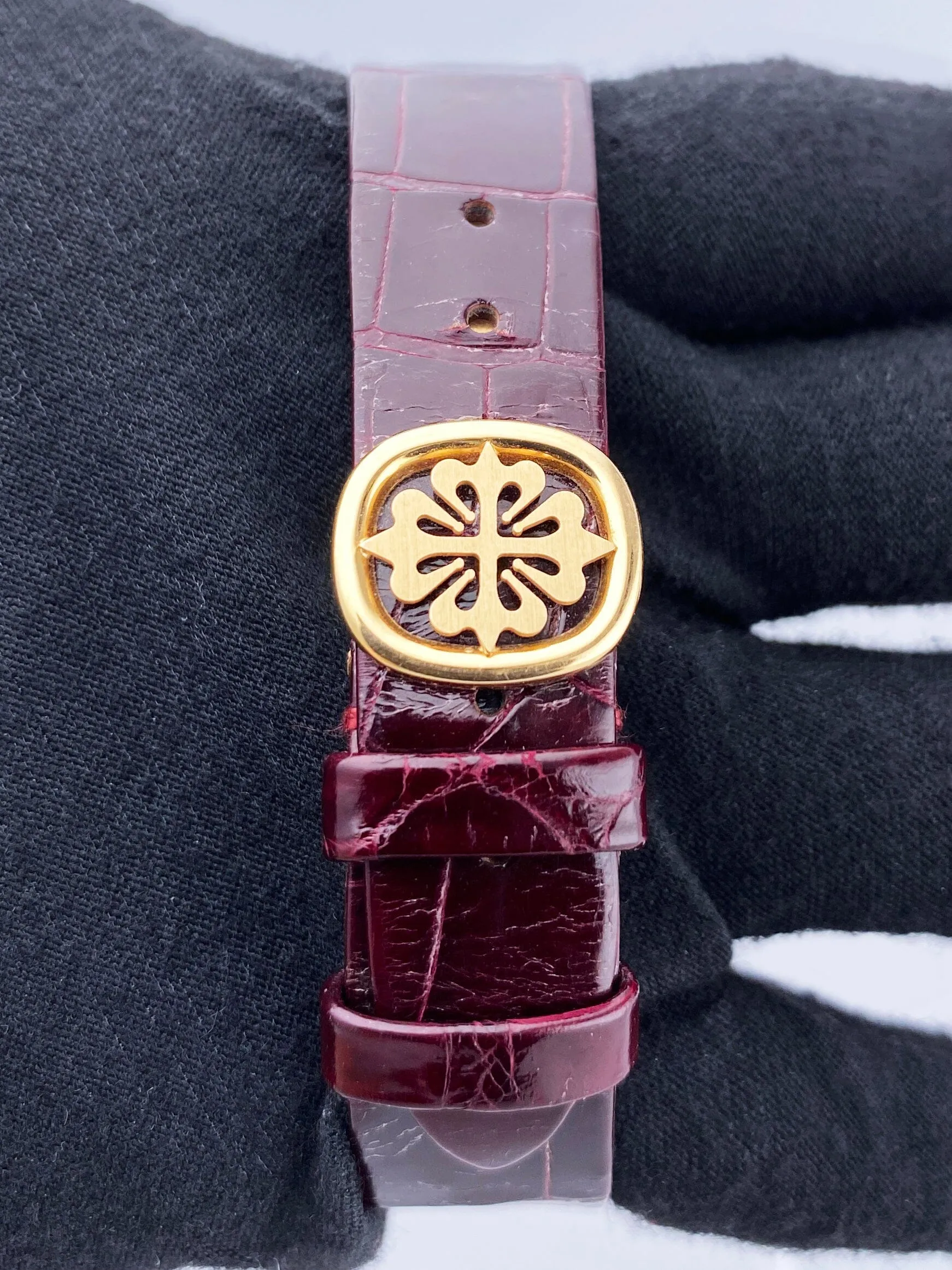 Patek Philippe Calatrava 3923 Silver Dial 18K Rose Gold Mens Watch Box Papers