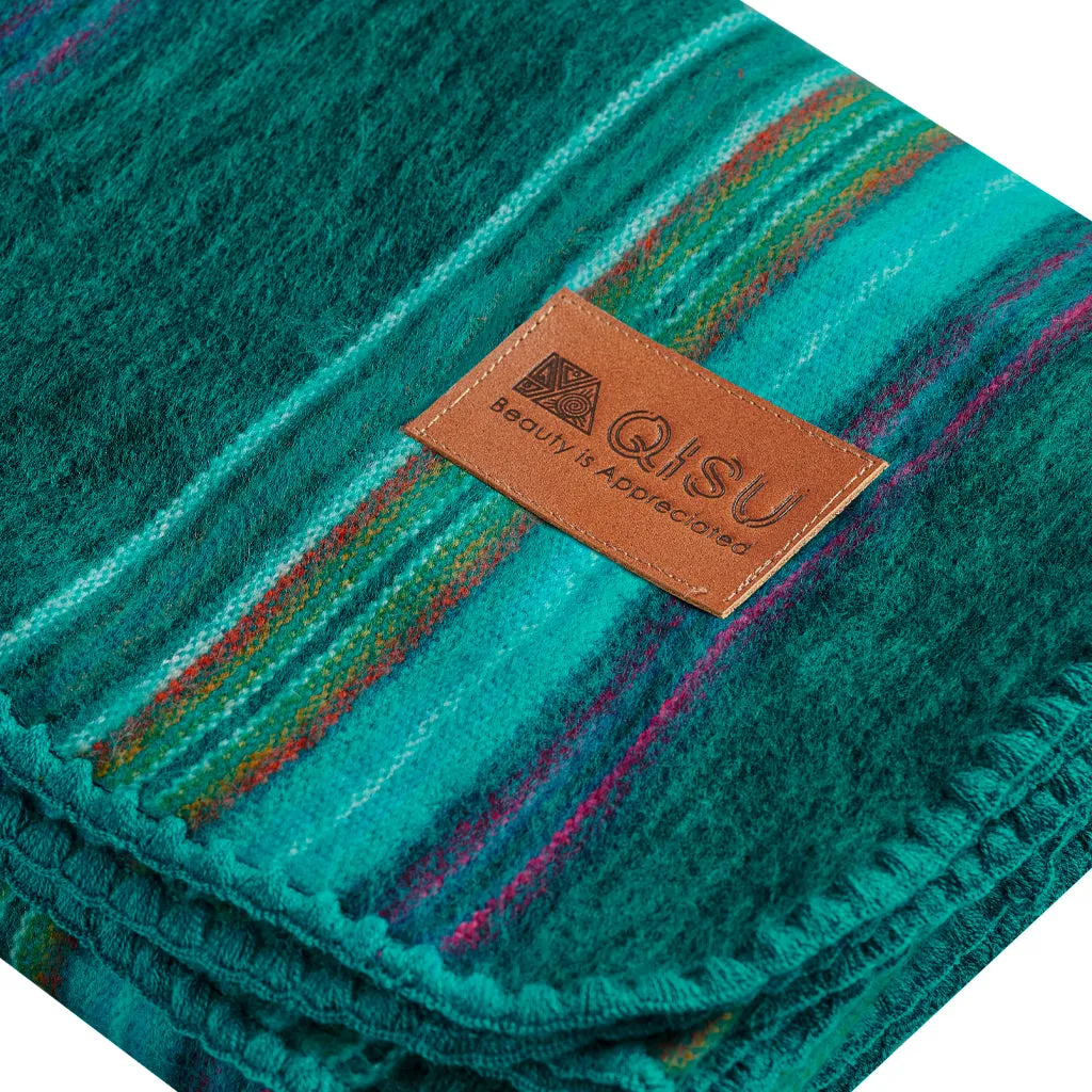QISU Turquoise Sea Foam Alpaca Throw Blanket – Vibrant Artisan Luxury, Holiday Cheer