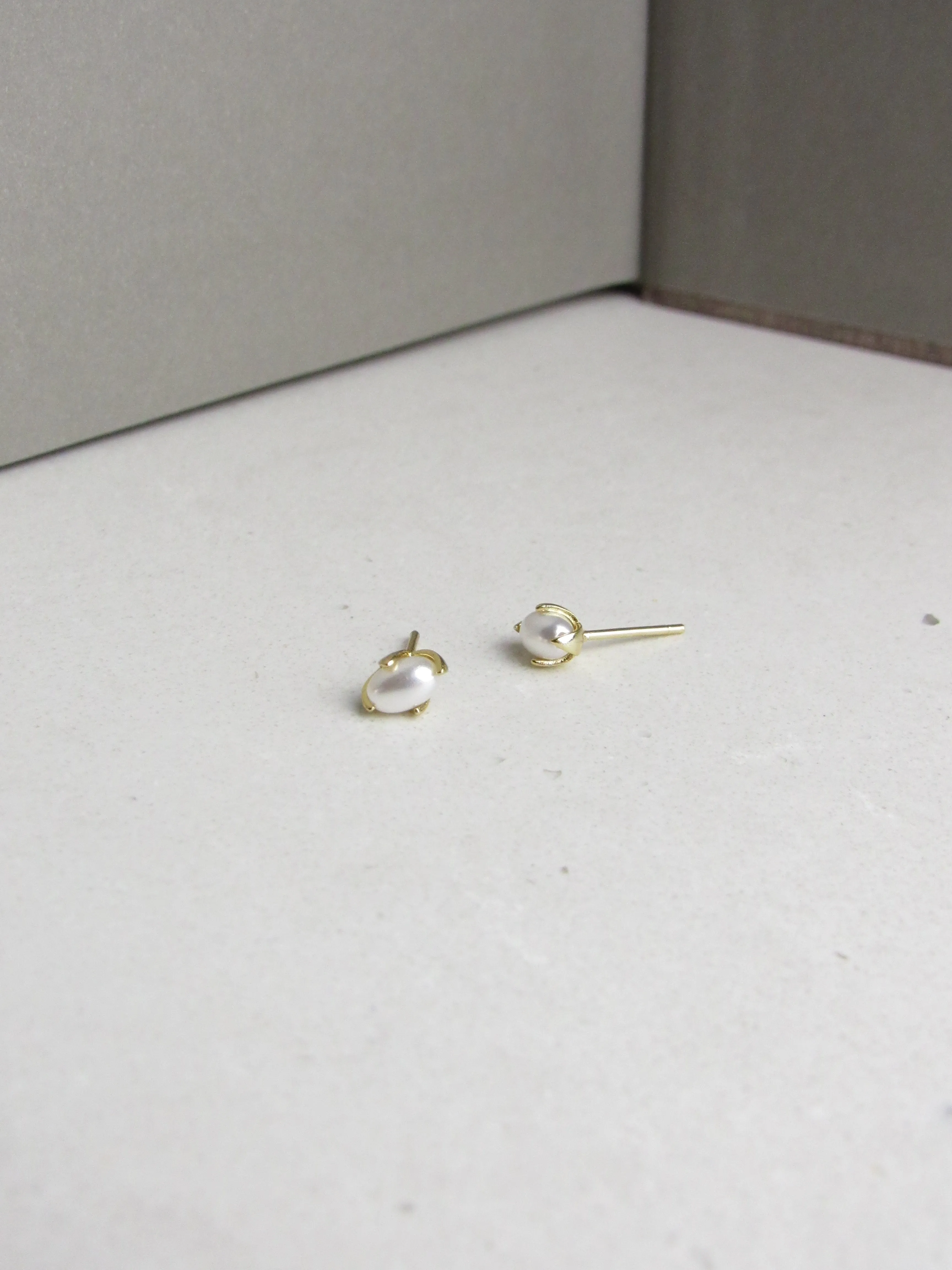 Rice Puff Pearl Gold Stud Earrings