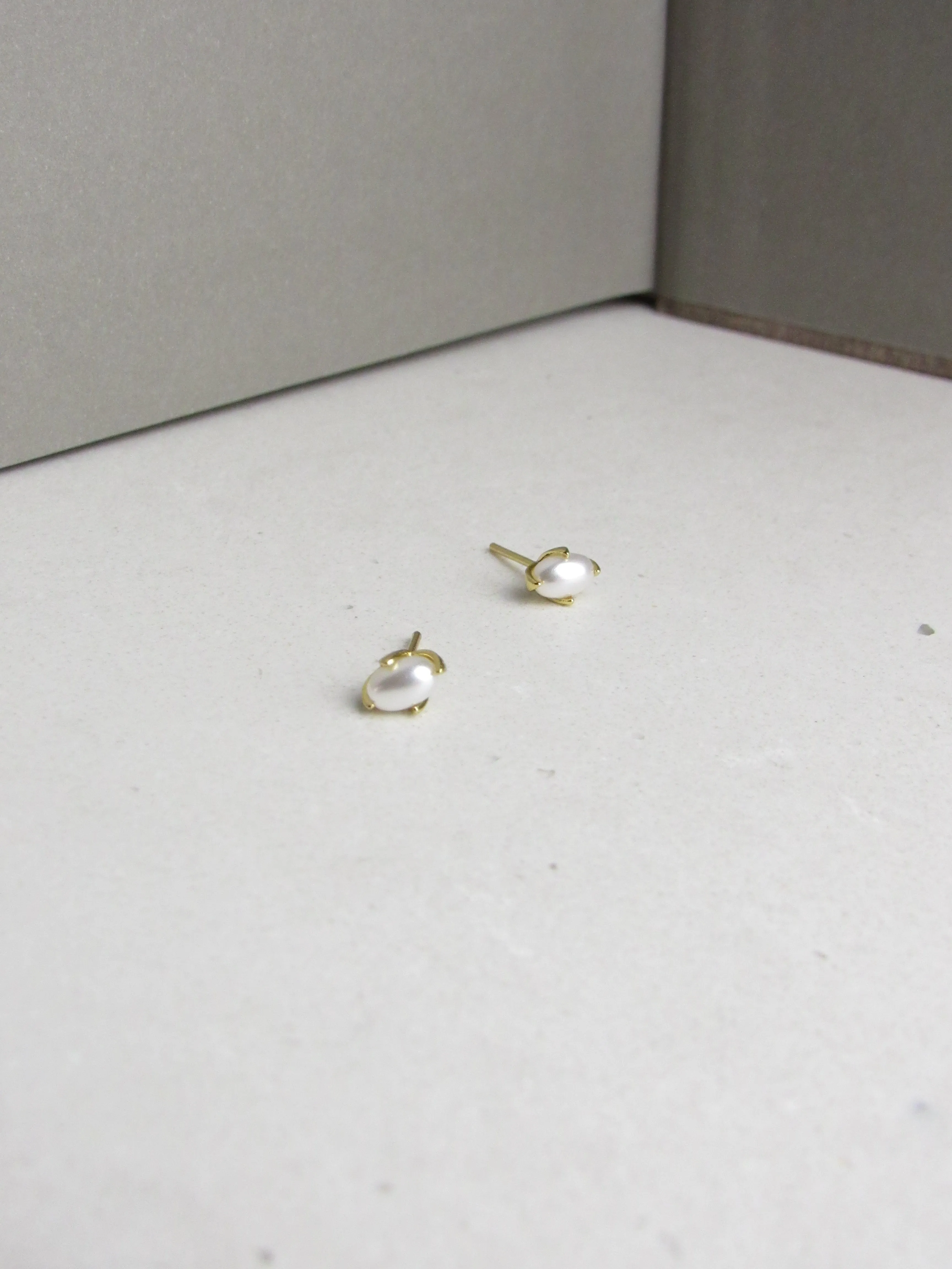 Rice Puff Pearl Gold Stud Earrings
