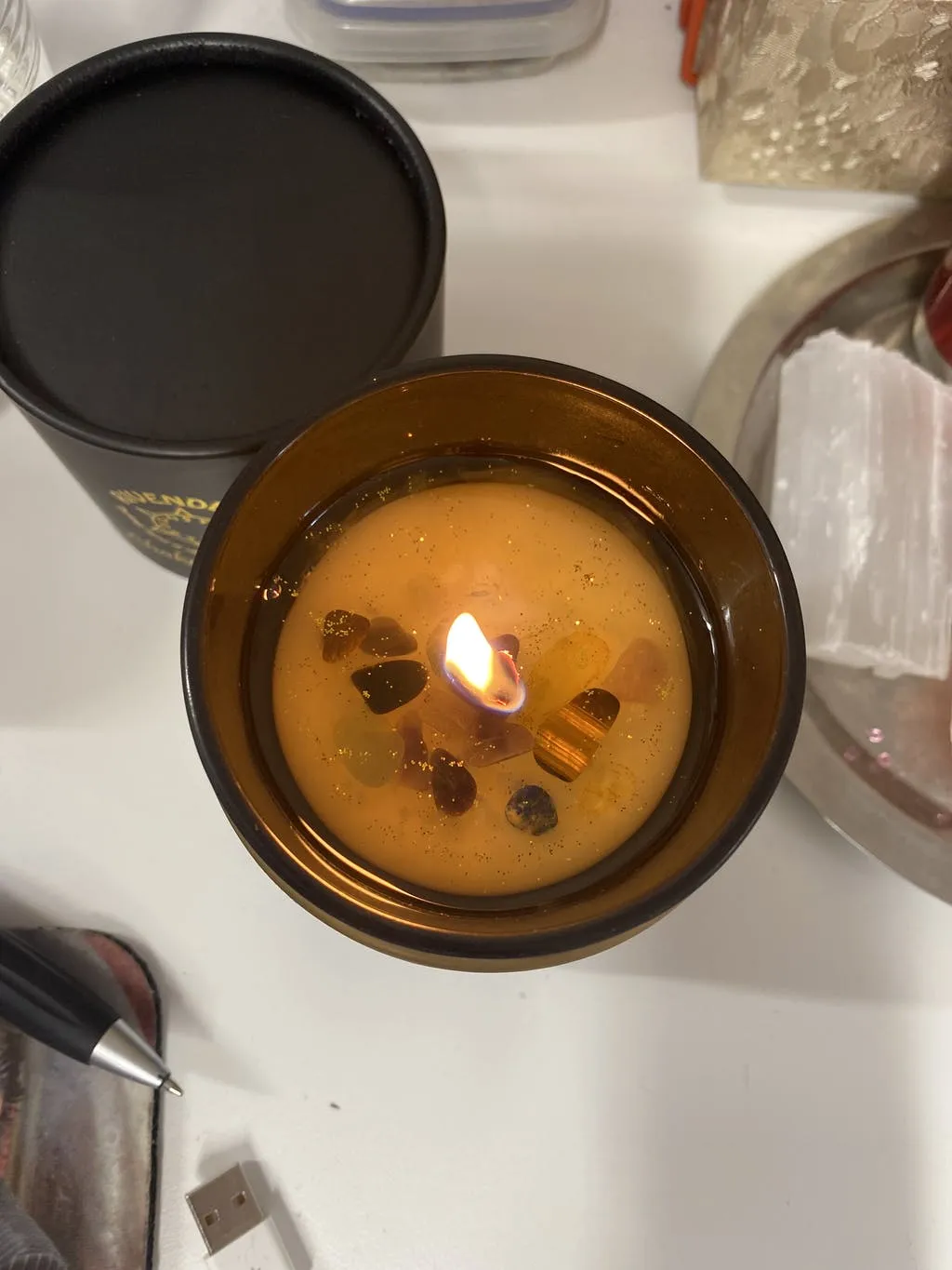 Rivendell's Chakra Candle: Sandalwood and Musk