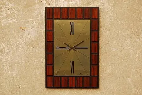 Seth Thomas Faux Wood Block Pattern Wall Clock
