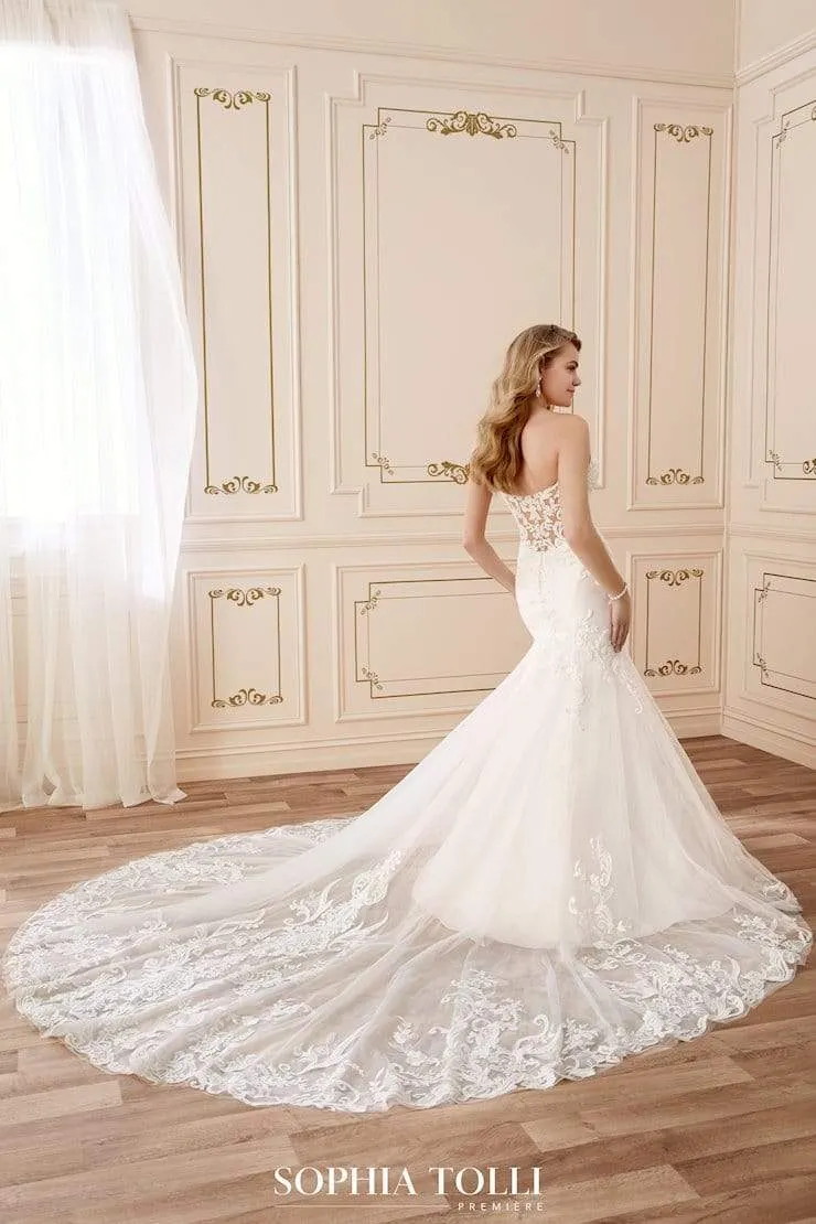 Sophia Tolli: Y22060 - Orianna