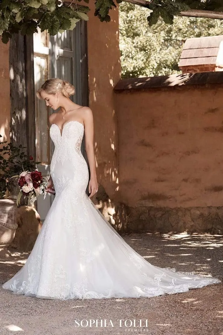 Sophia Tolli: Y22060 - Orianna