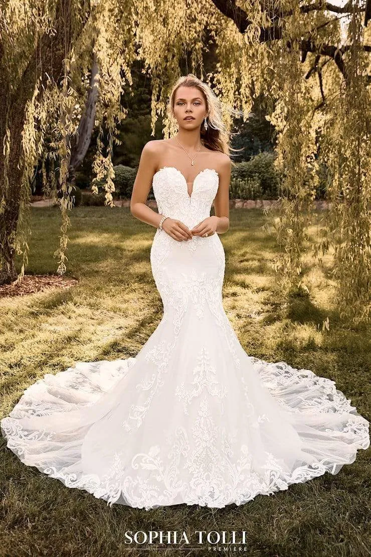 Sophia Tolli: Y22060 - Orianna