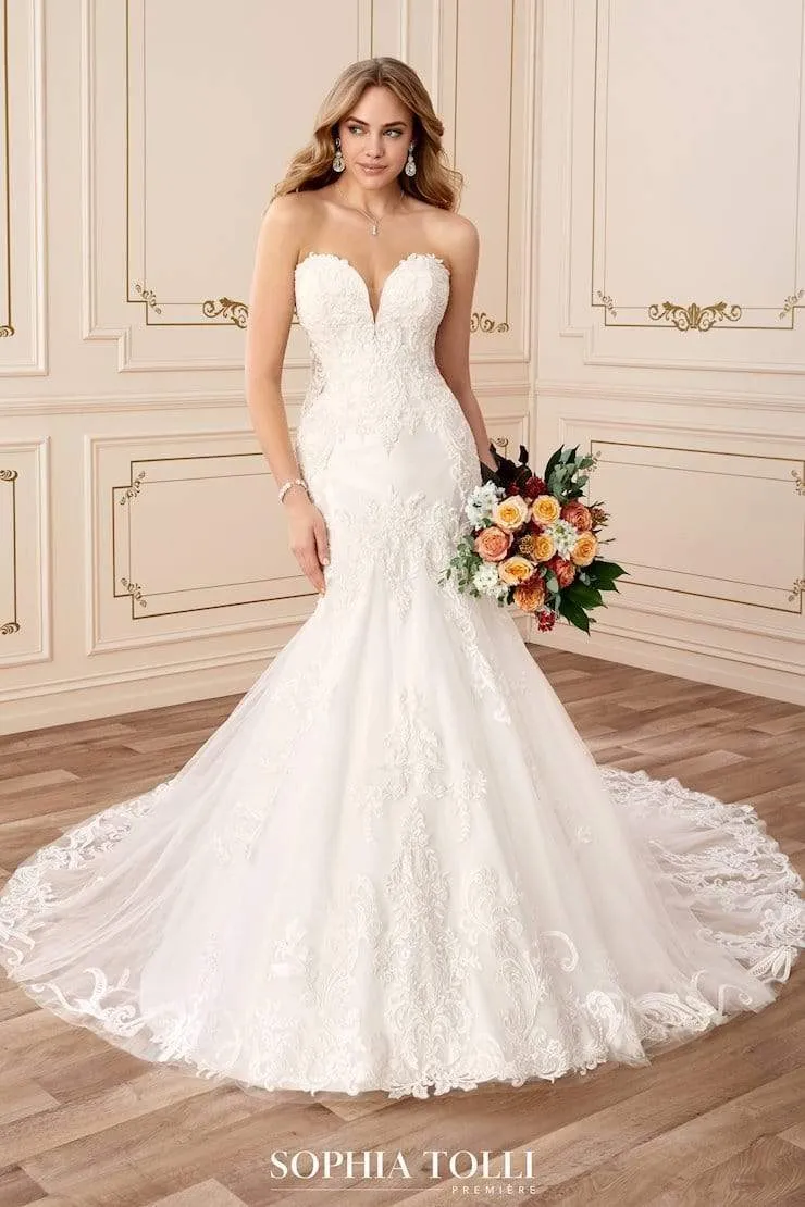 Sophia Tolli: Y22060 - Orianna