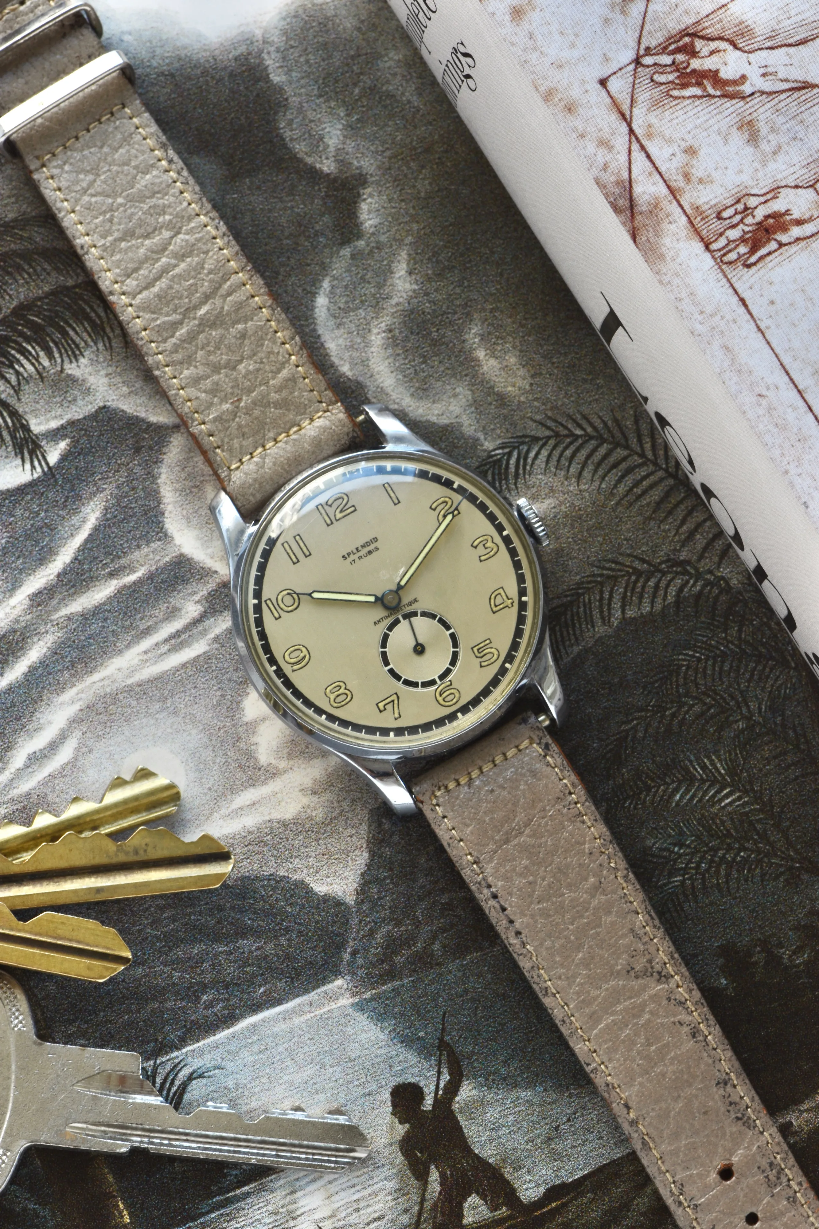 Splendid Calatrava Wristwatch with Small Seconds