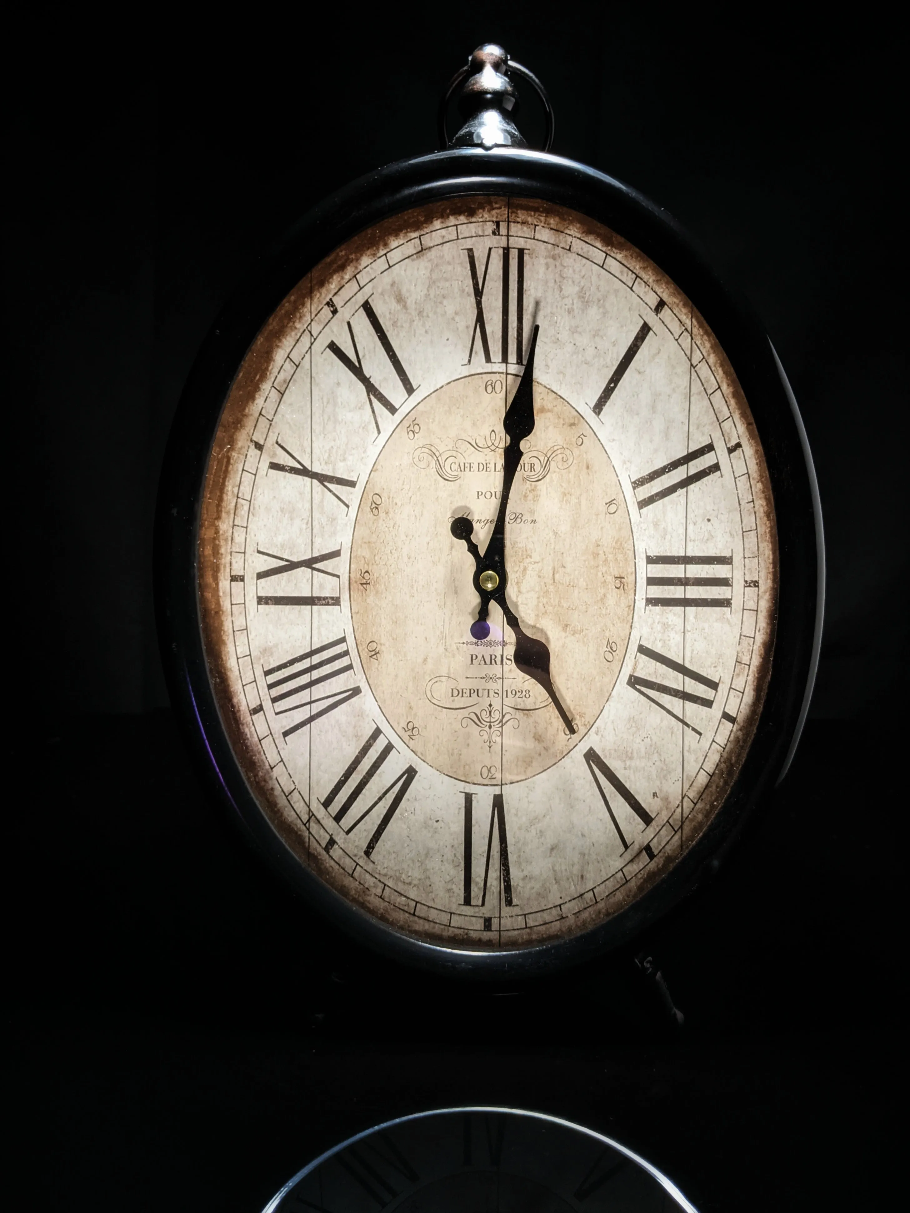 Table Clock Vintage Looking Measures 13.5" H x 9.5" W x 2" D