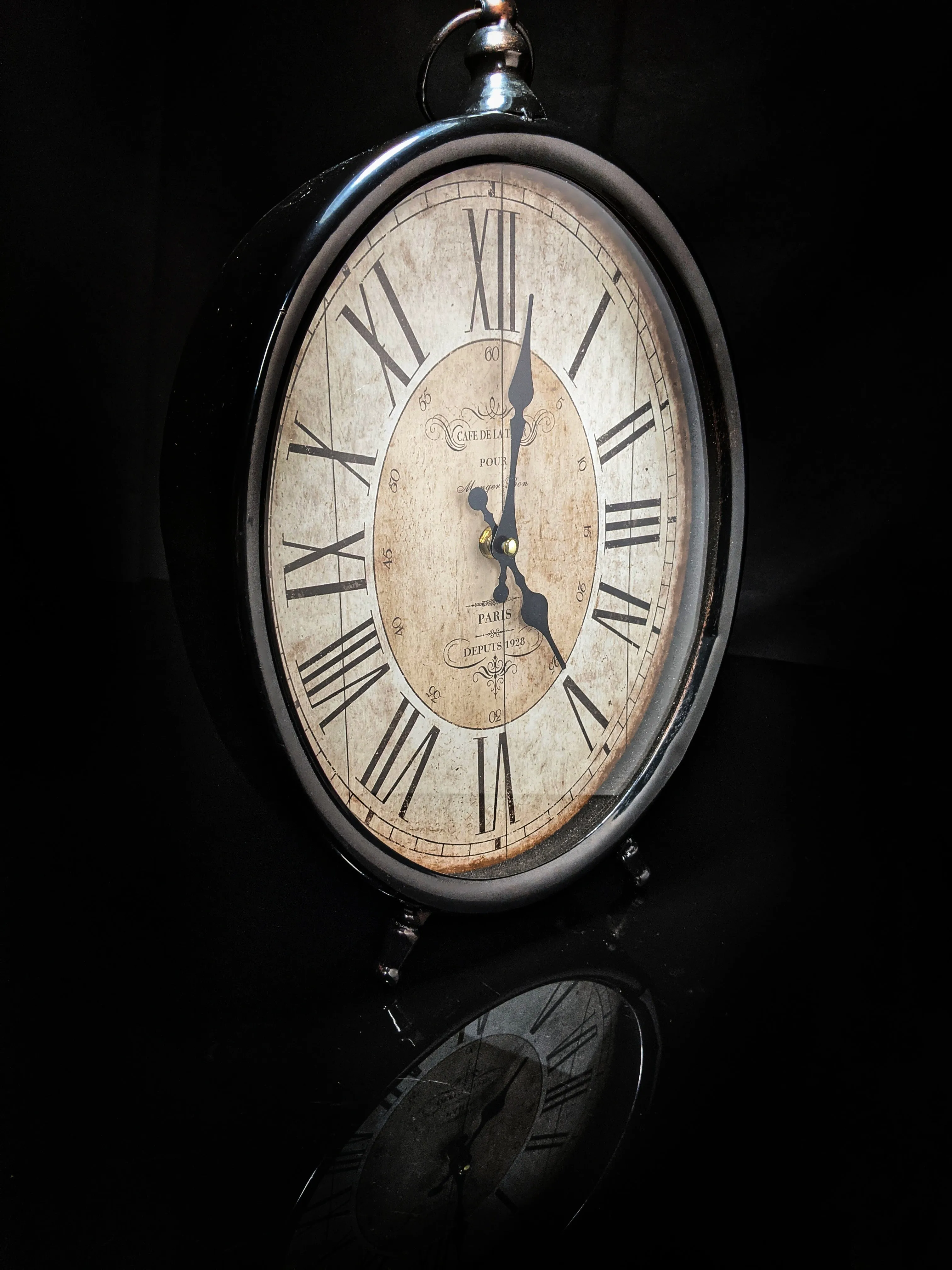 Table Clock Vintage Looking Measures 13.5" H x 9.5" W x 2" D