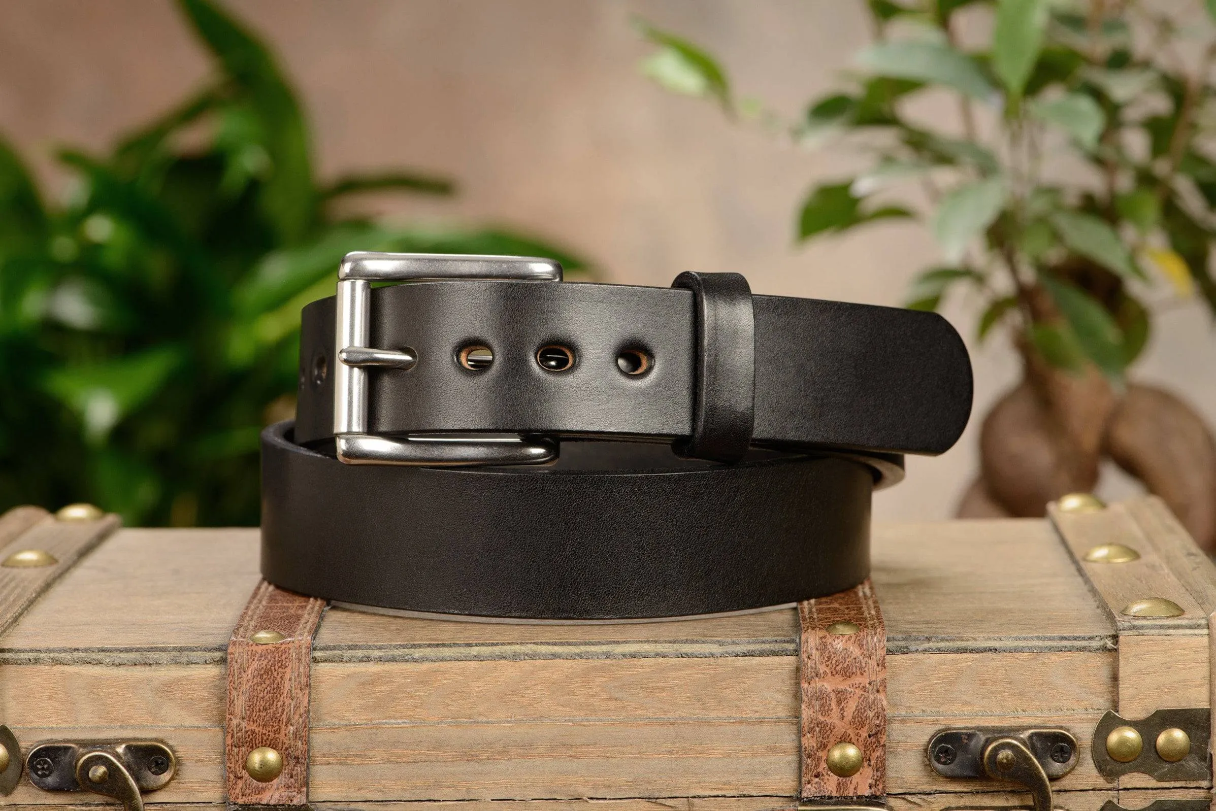 The Eastwood: Men's Black Non Stitched Leather Belt Max Thick 1.50"
