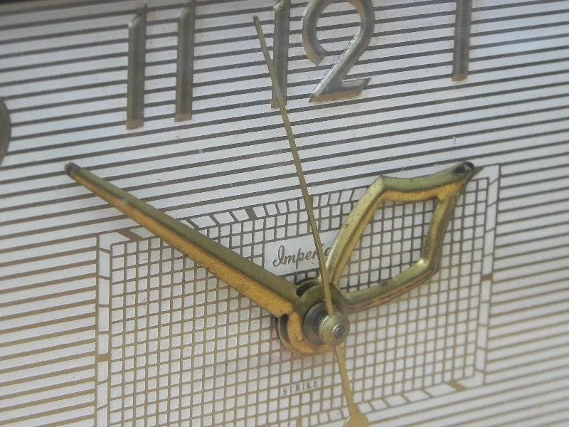 Vintage Imperial Modern Chiming Wooden Mantel Clock